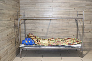 Двухъярусная кровать металлическая для рабочих Эконом-4 (70см)